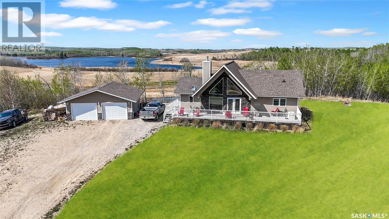 35 Lake DRIVE