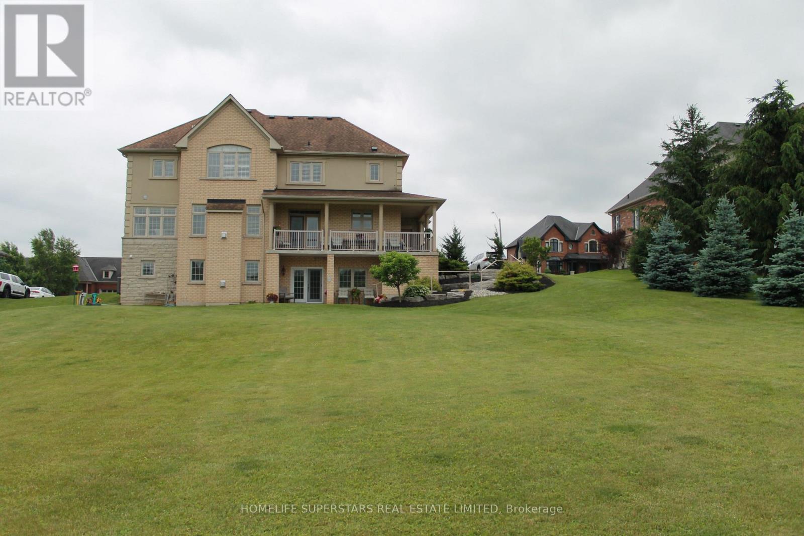 44 ORCHARD DRIVE
