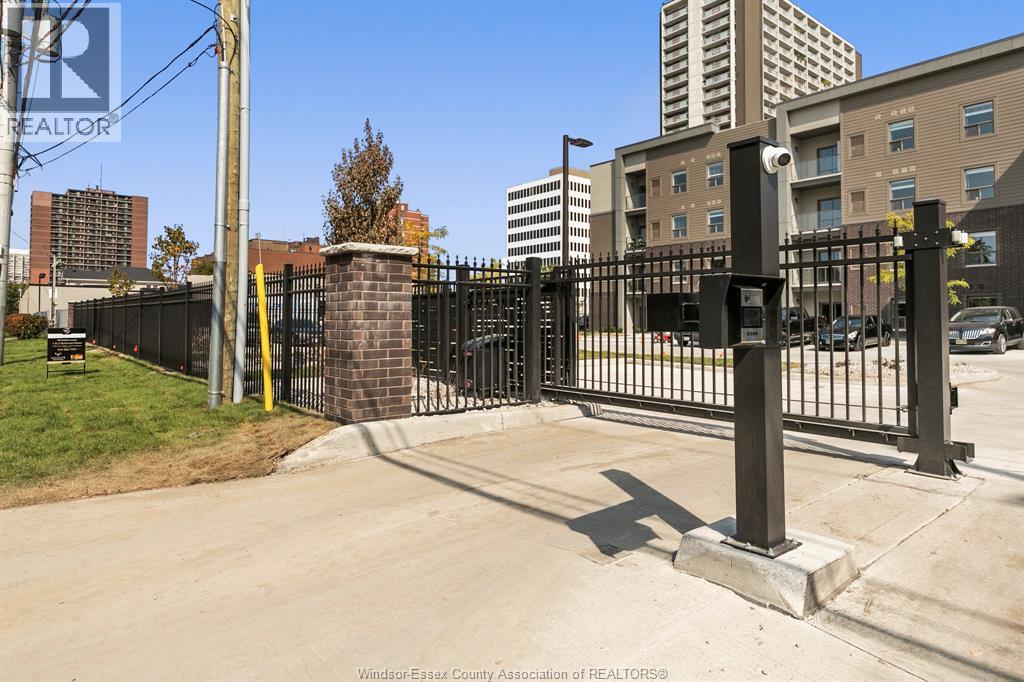 955 OUELLETTE AVENUE Unit# 207