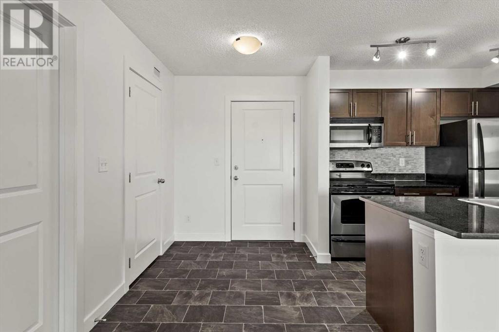 1403, 625 Glenbow Drive