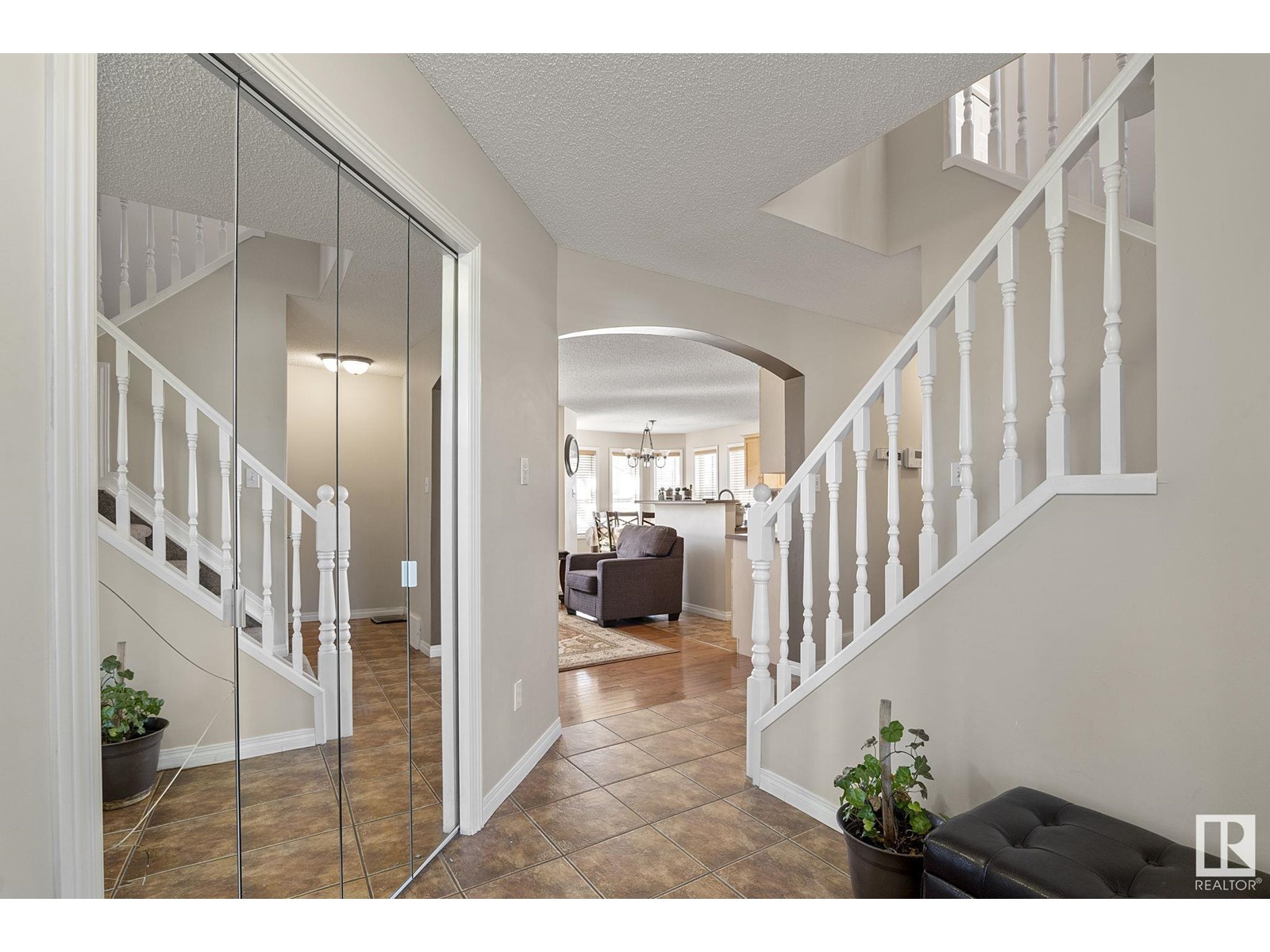 161 EASTON RD SW