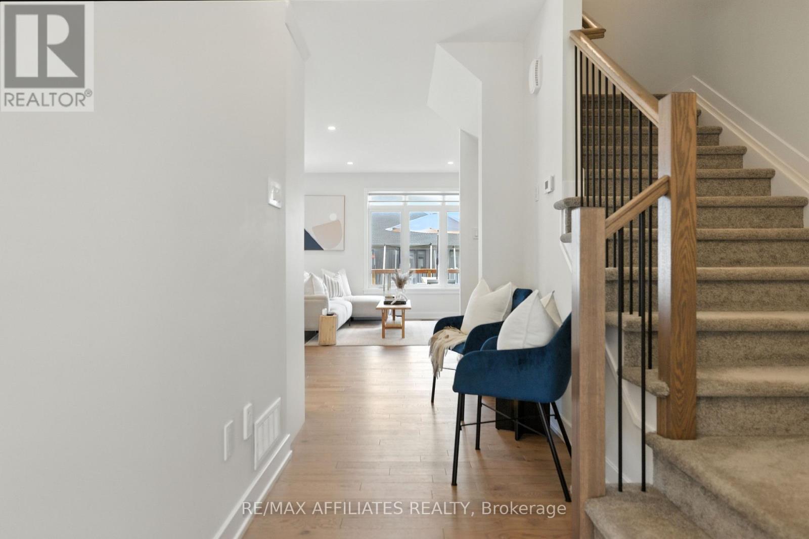 142 THOMAS STREET S
