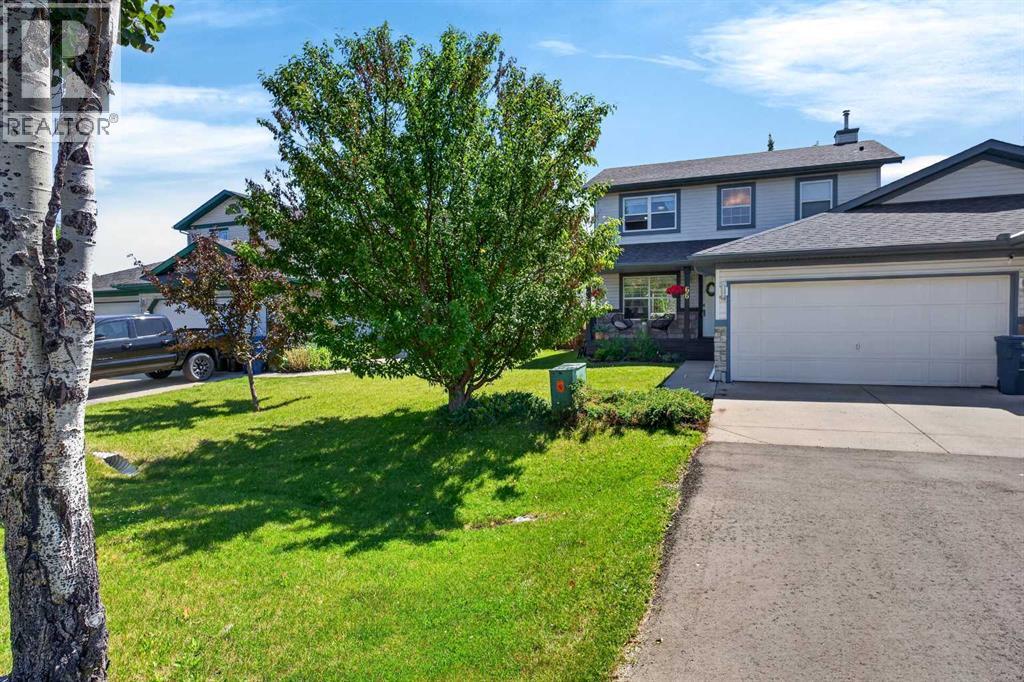 66 Canoe Close SW