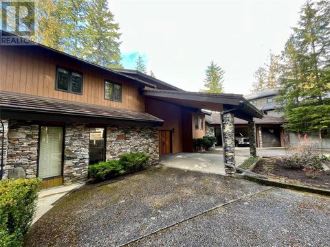 231 Glenacres Road Nakusp BC V0G1R0