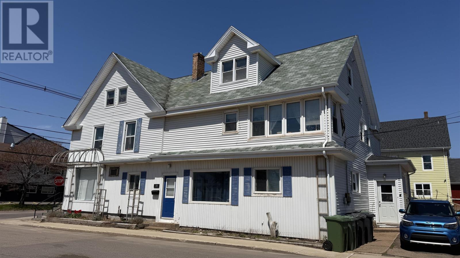 61-63 Central Street