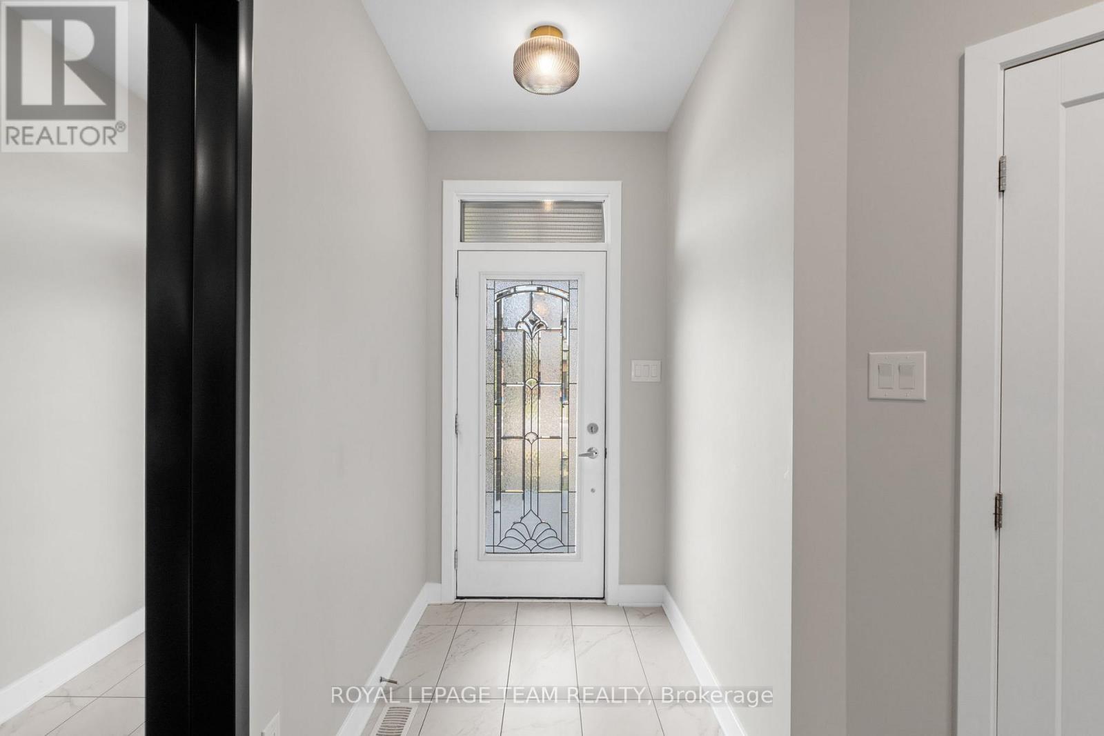 171 BRISTOL CRESCENT