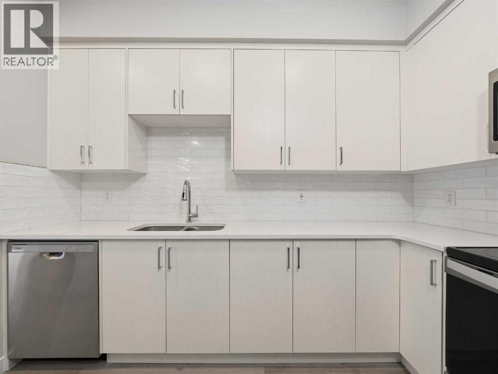 110, 660 Shawnee Square SW