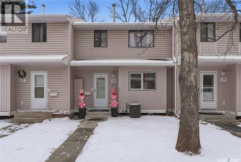 28 330 Haight CRESCENT Saskatoon SK S7H4V9