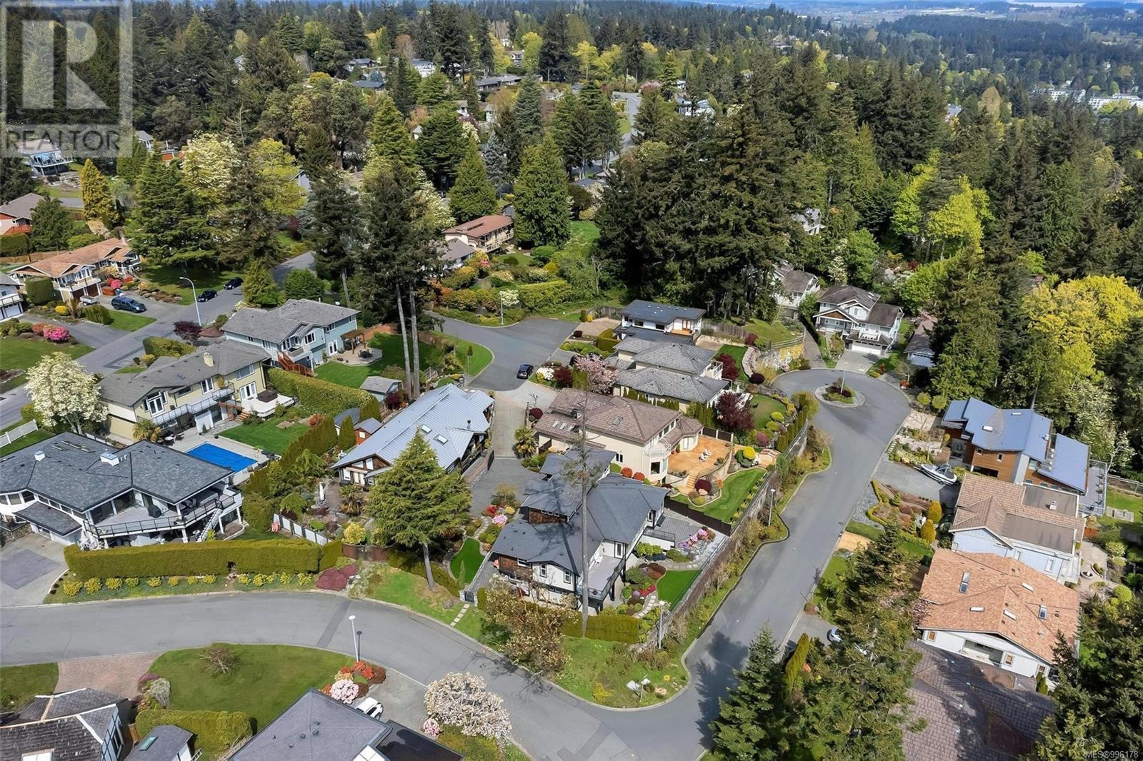 943 Sea ridge Lane