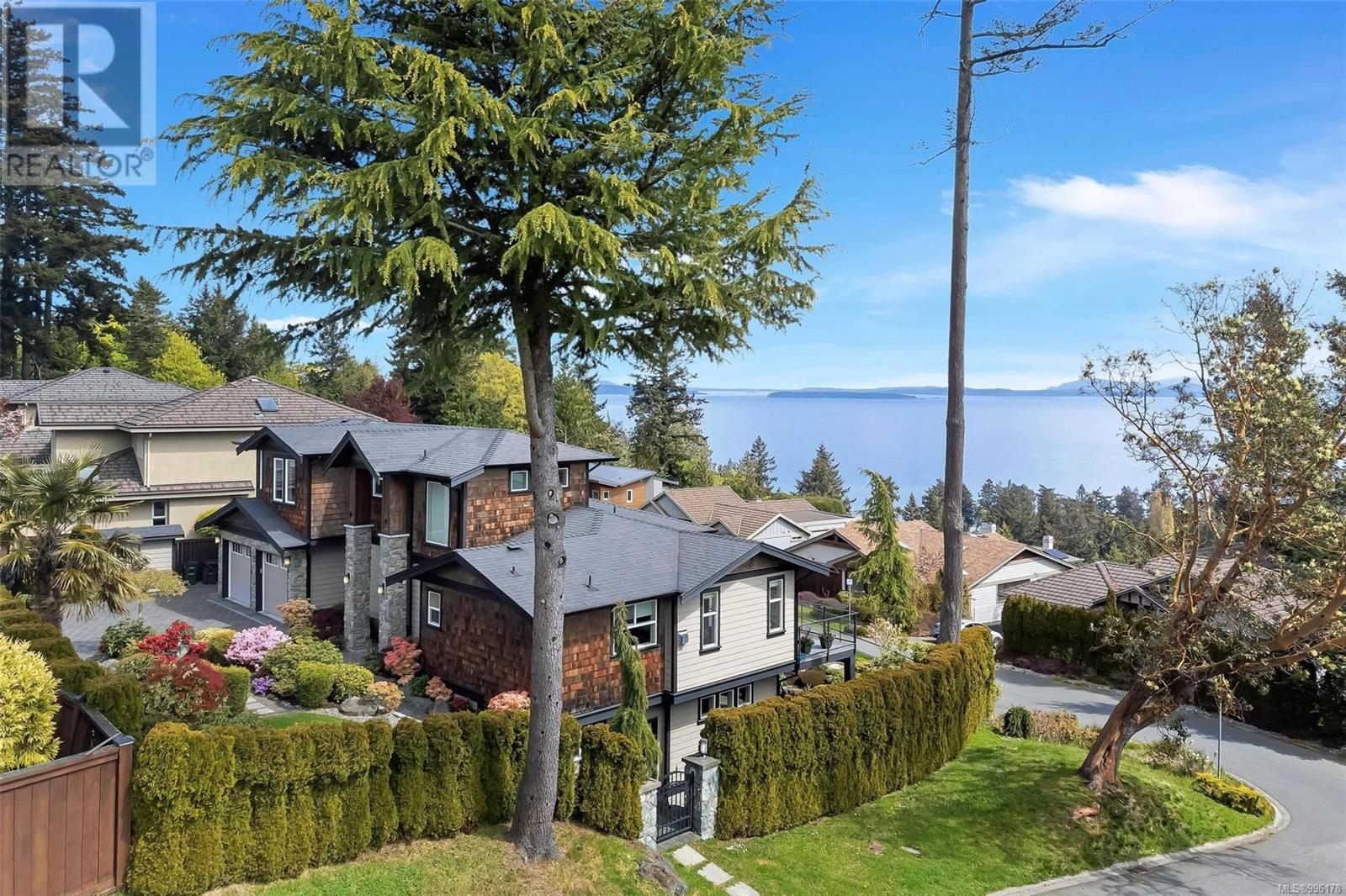 943 Sea ridge Lane