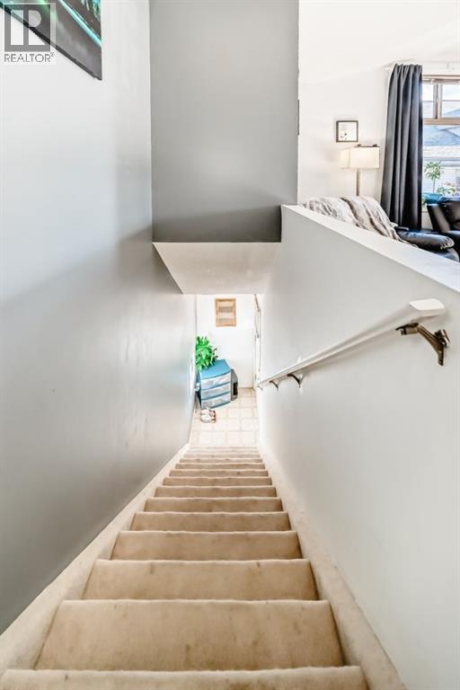 205, 27 Everridge Square SW