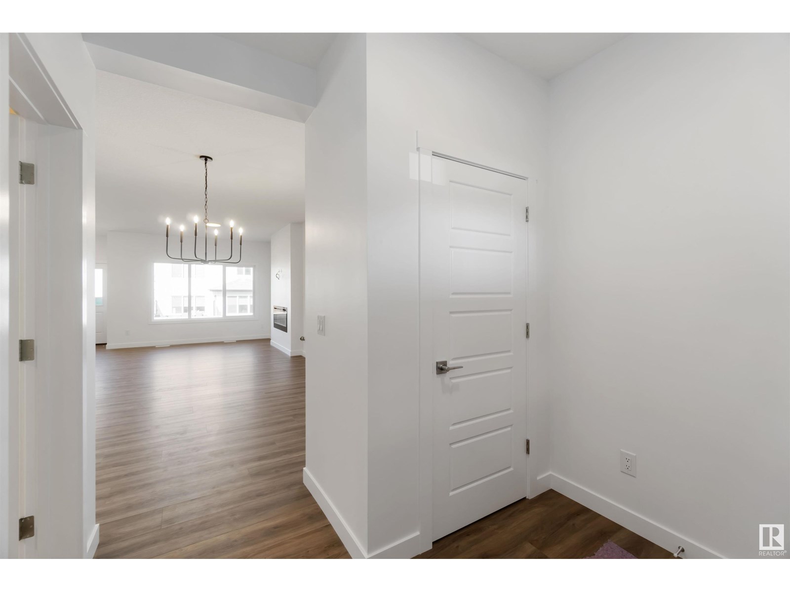 6 SERENO LN
