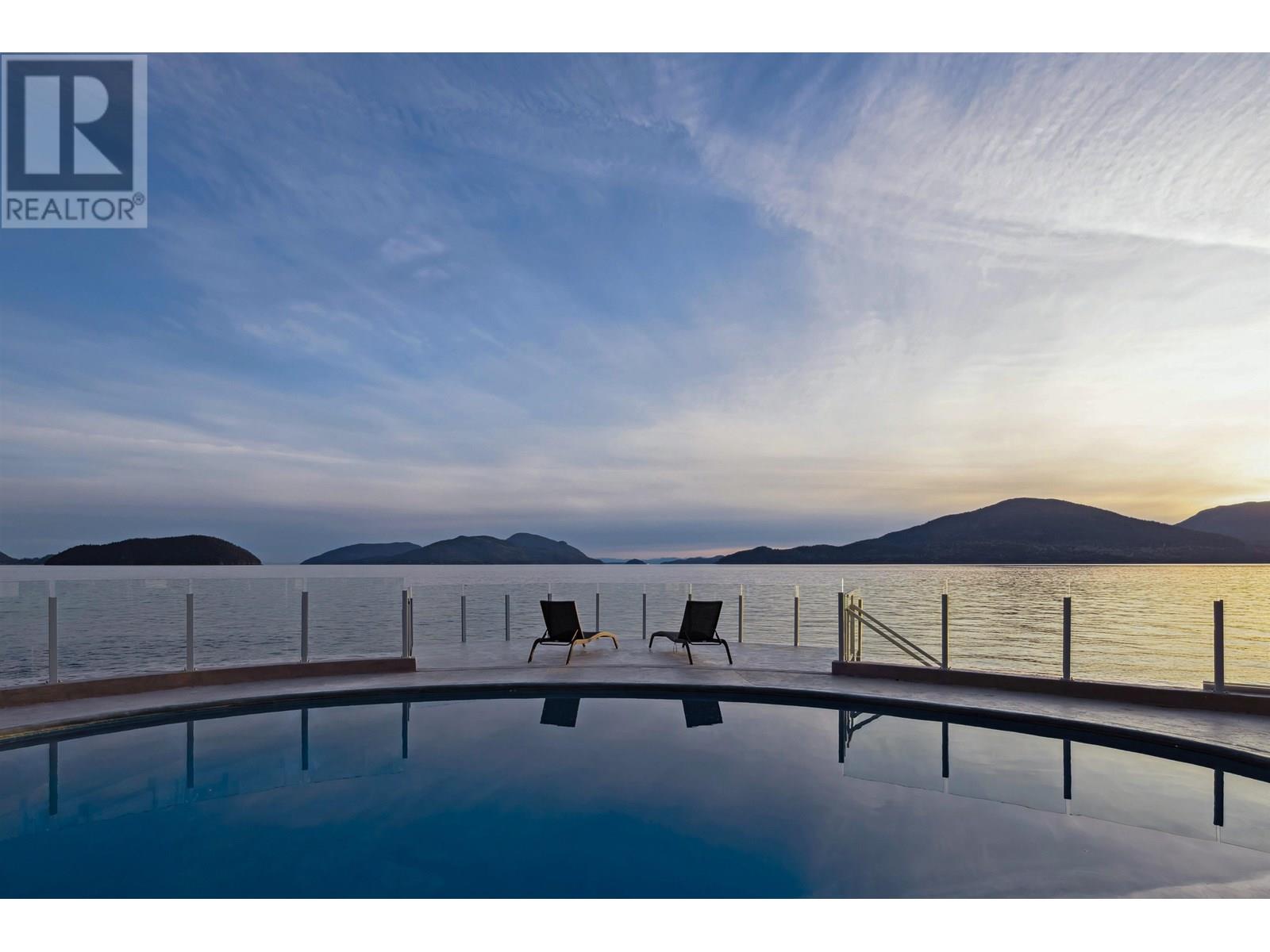 15 BRUNSWICK BEACH ROAD