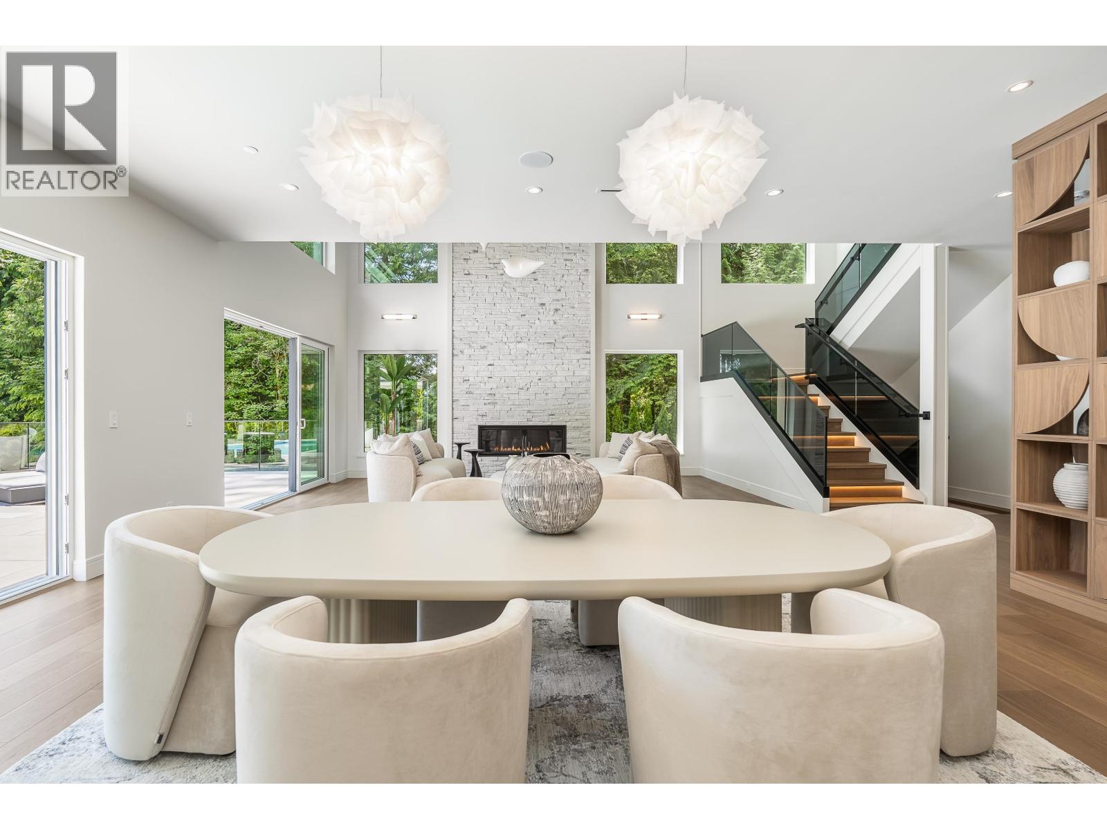 360 SOUTHBOROUGH DRIVE