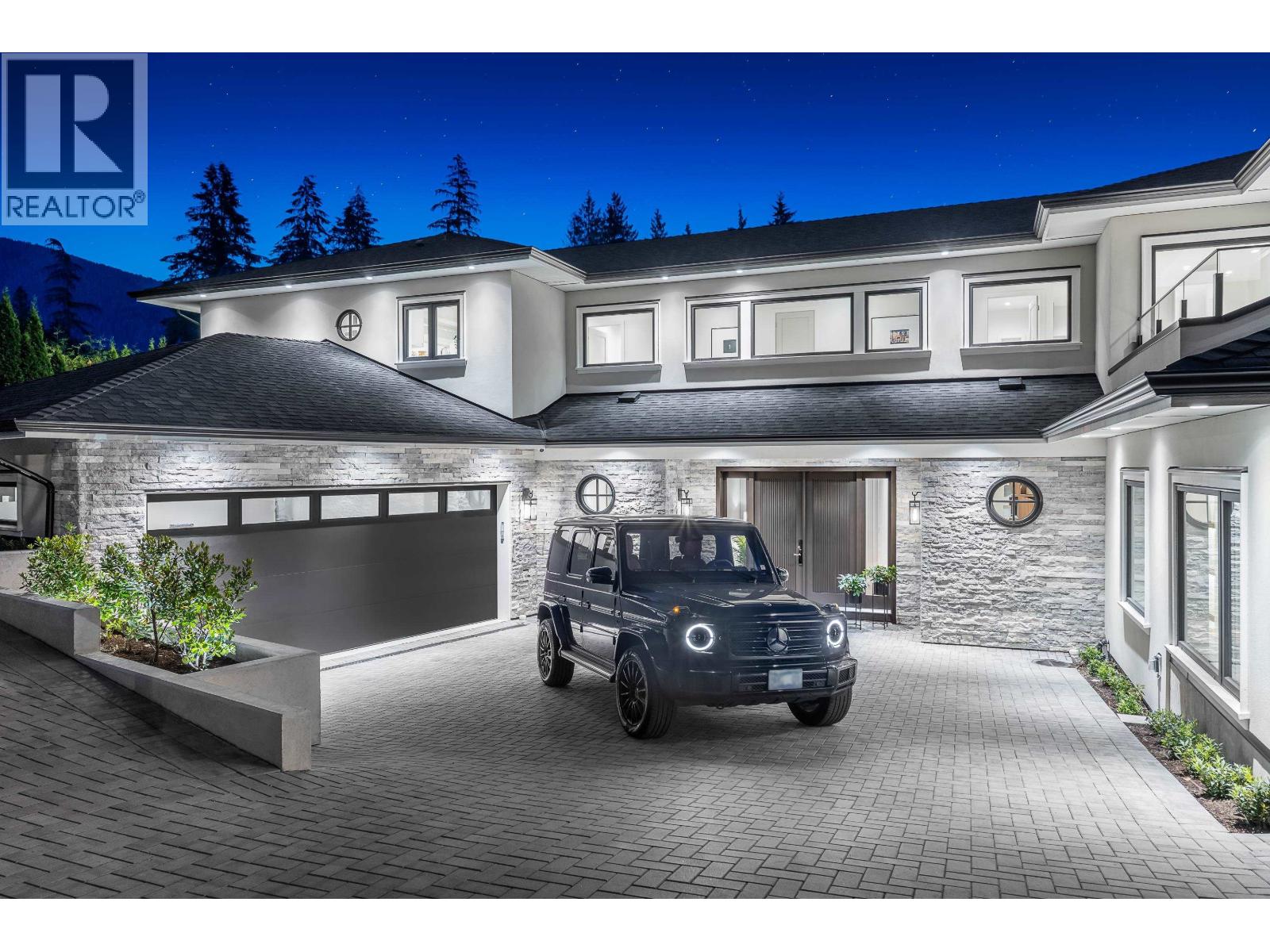 360 SOUTHBOROUGH DRIVE