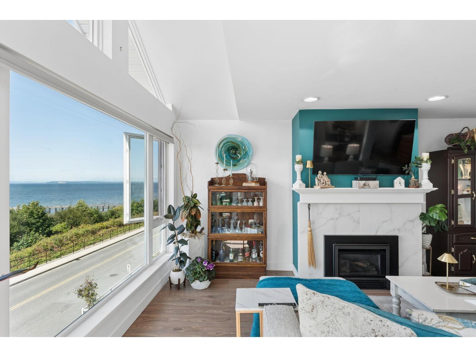 202 15165 MARINE DRIVE