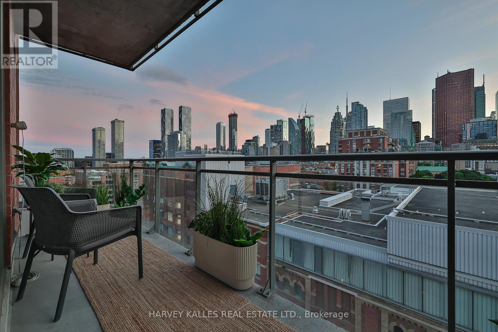 1201 - 205 FREDERICK STREET