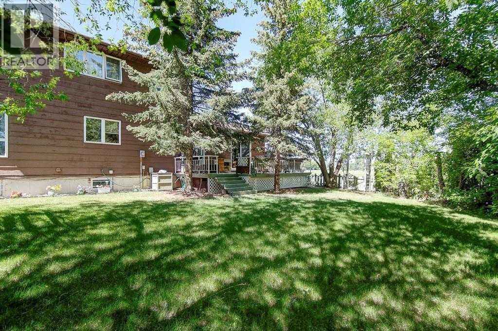 51 Parkwood Crescent