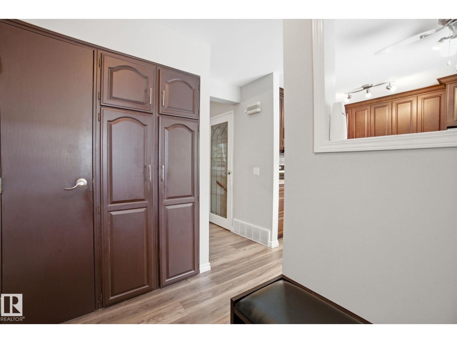 150 WOODBOROUGH WY NW