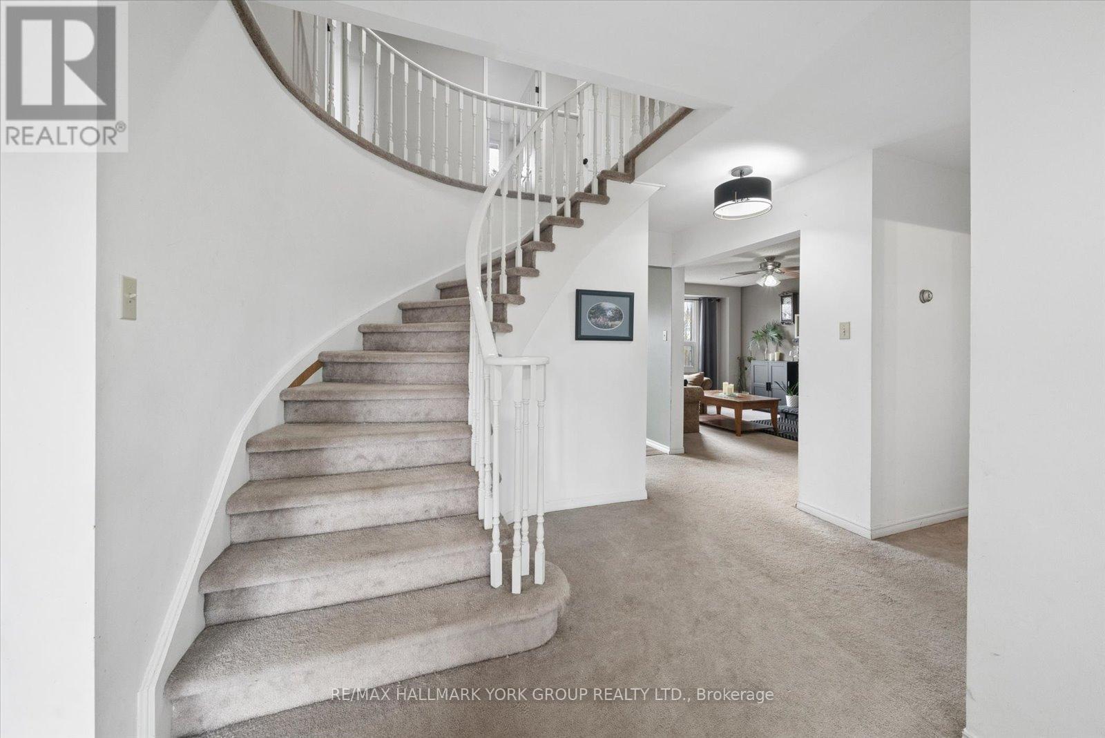 41 LAURENTIAN LANE