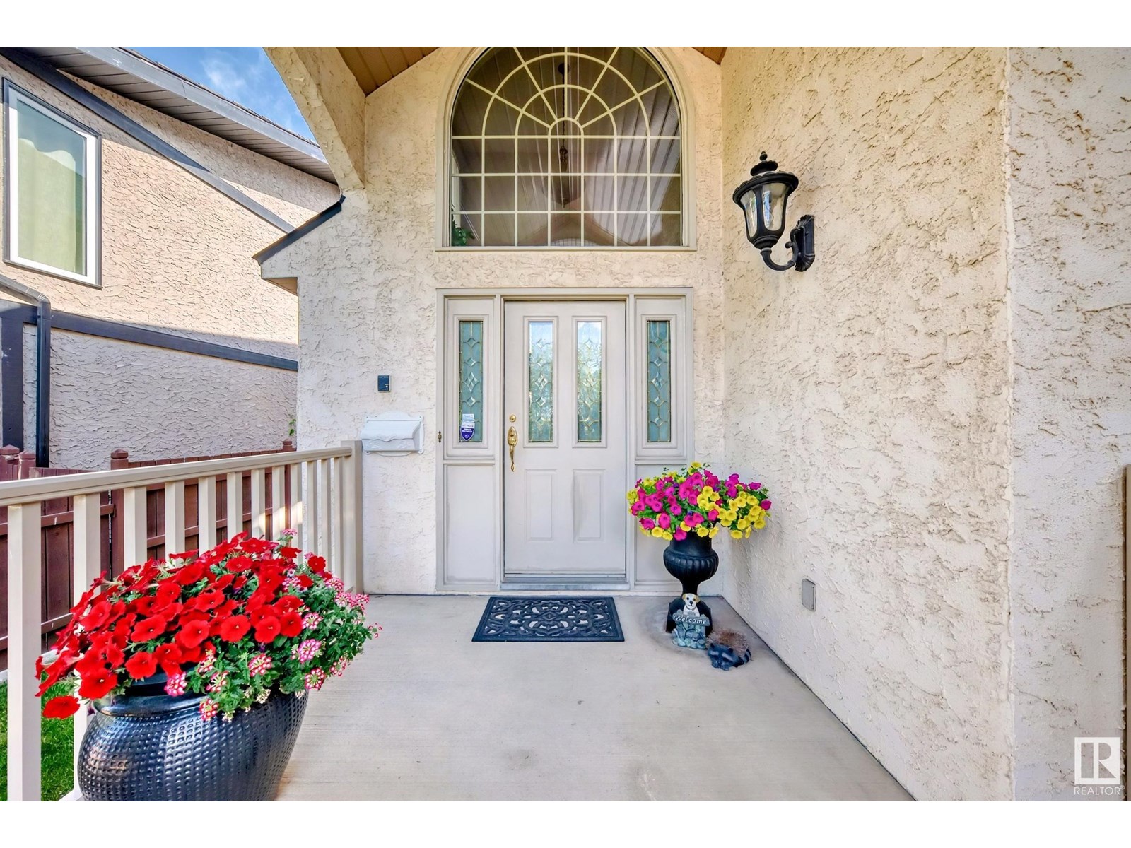 17416 53 AV NW