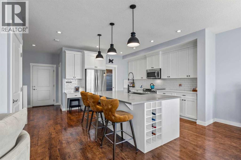 68 Legacy Manor SE