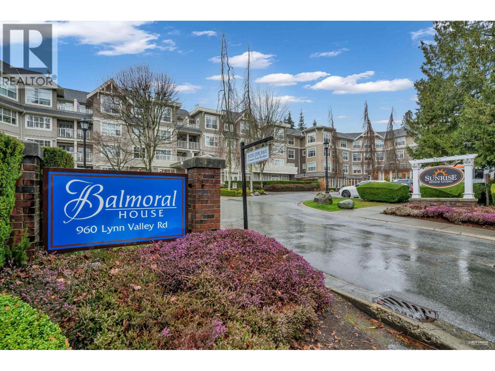 202 960 LYNN VALLEY ROAD