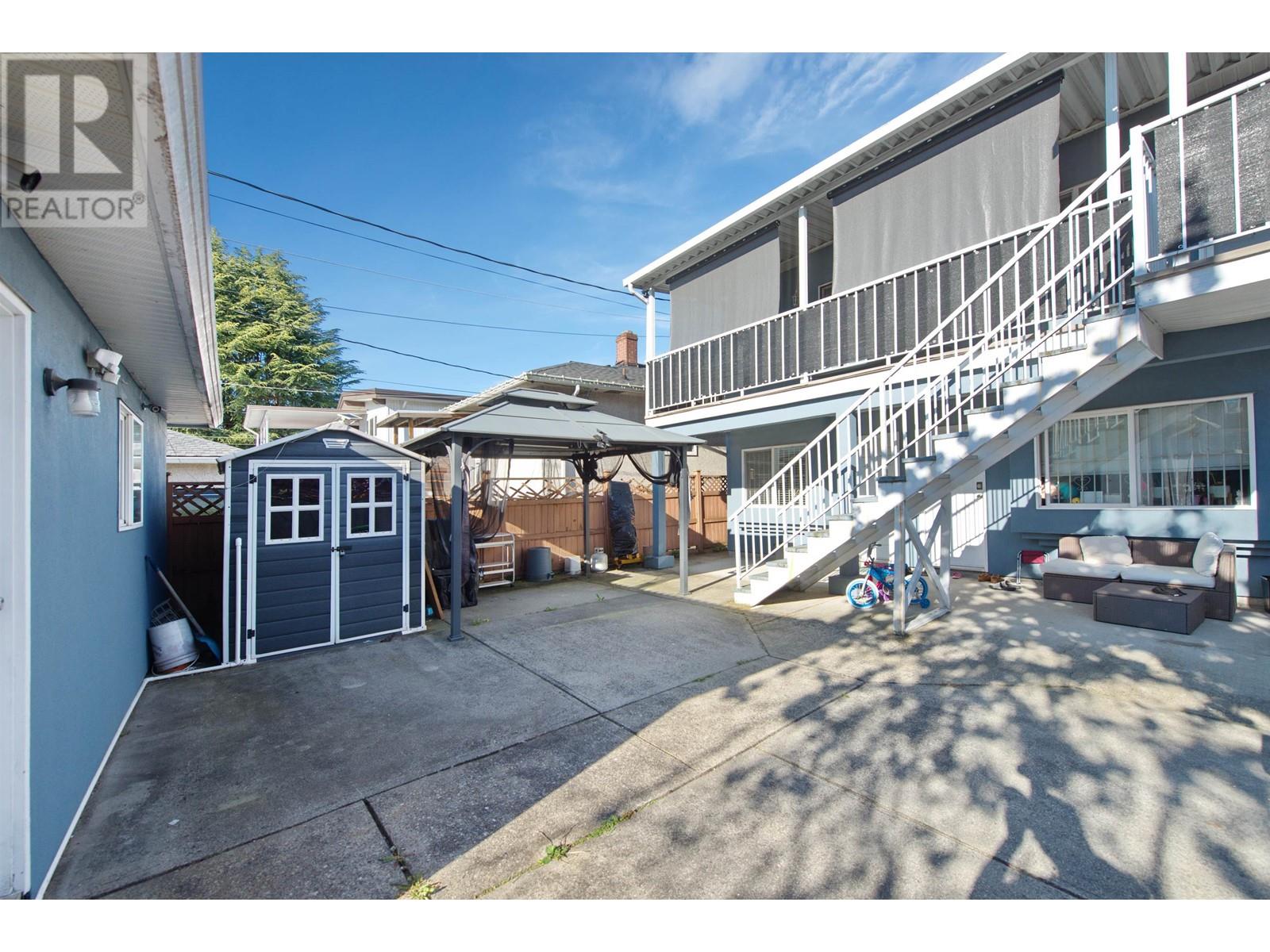 6499 ST. CATHERINES STREET