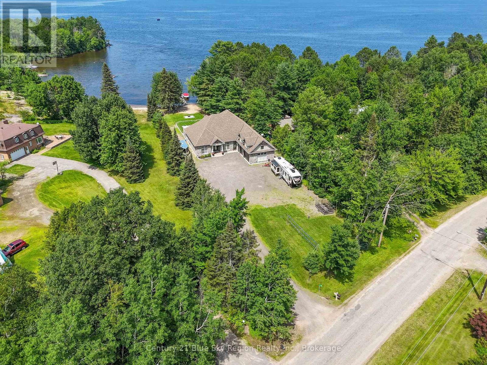 34 SUNRISE BAY DRIVE