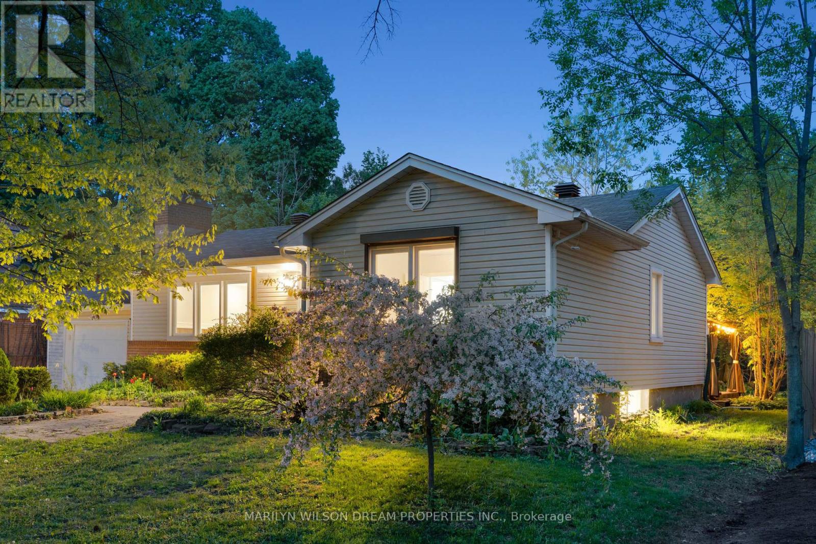 446 THESSALY CIRCLE