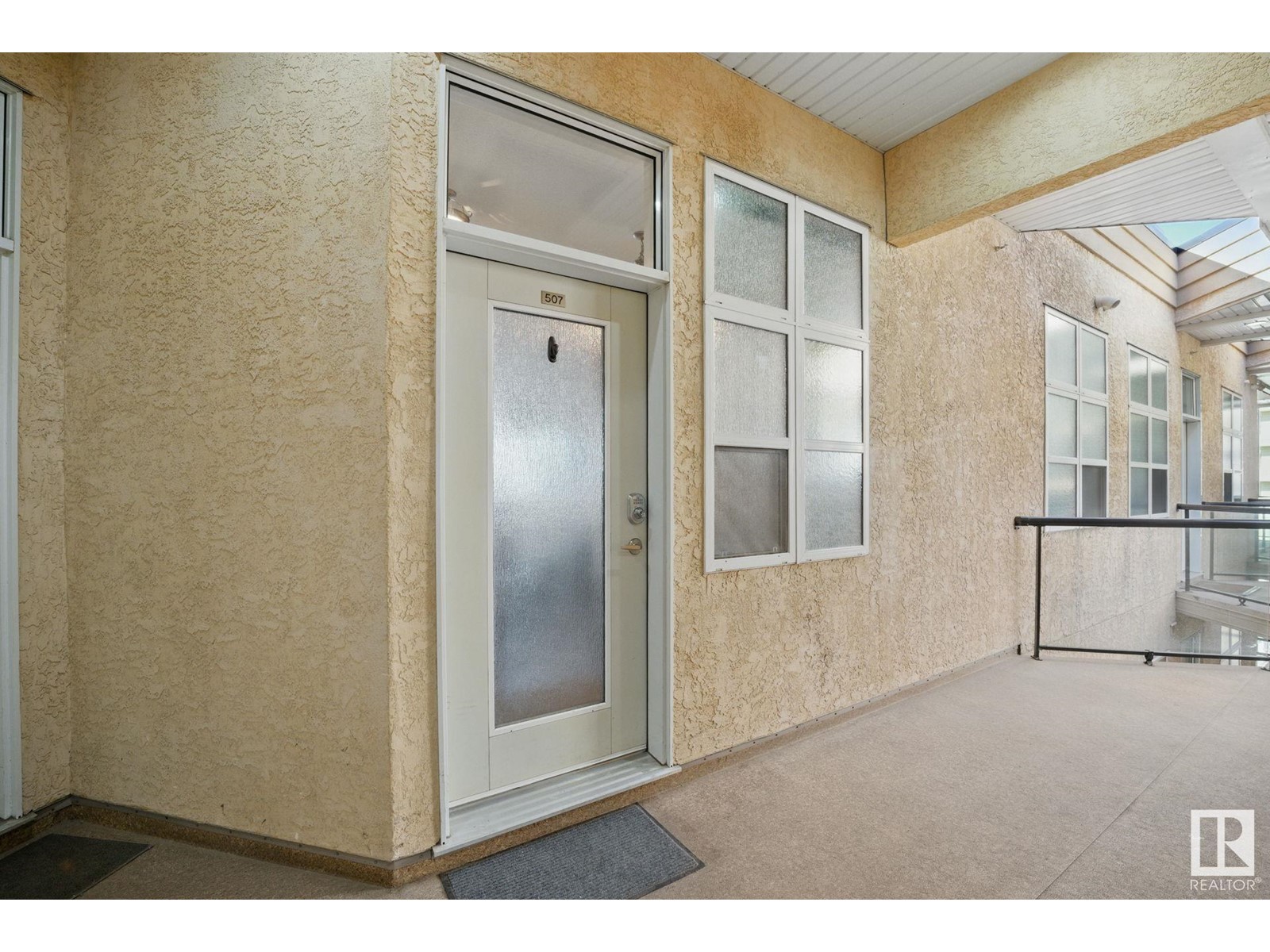 #507 8619 111 ST NW