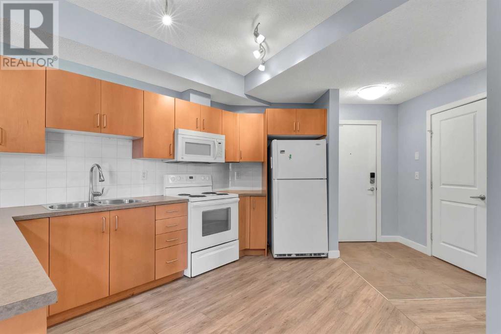 115, 156 Country Village Circle NE