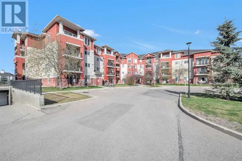 115, 156 Country Village Circle NE Calgary AB T3K0E5