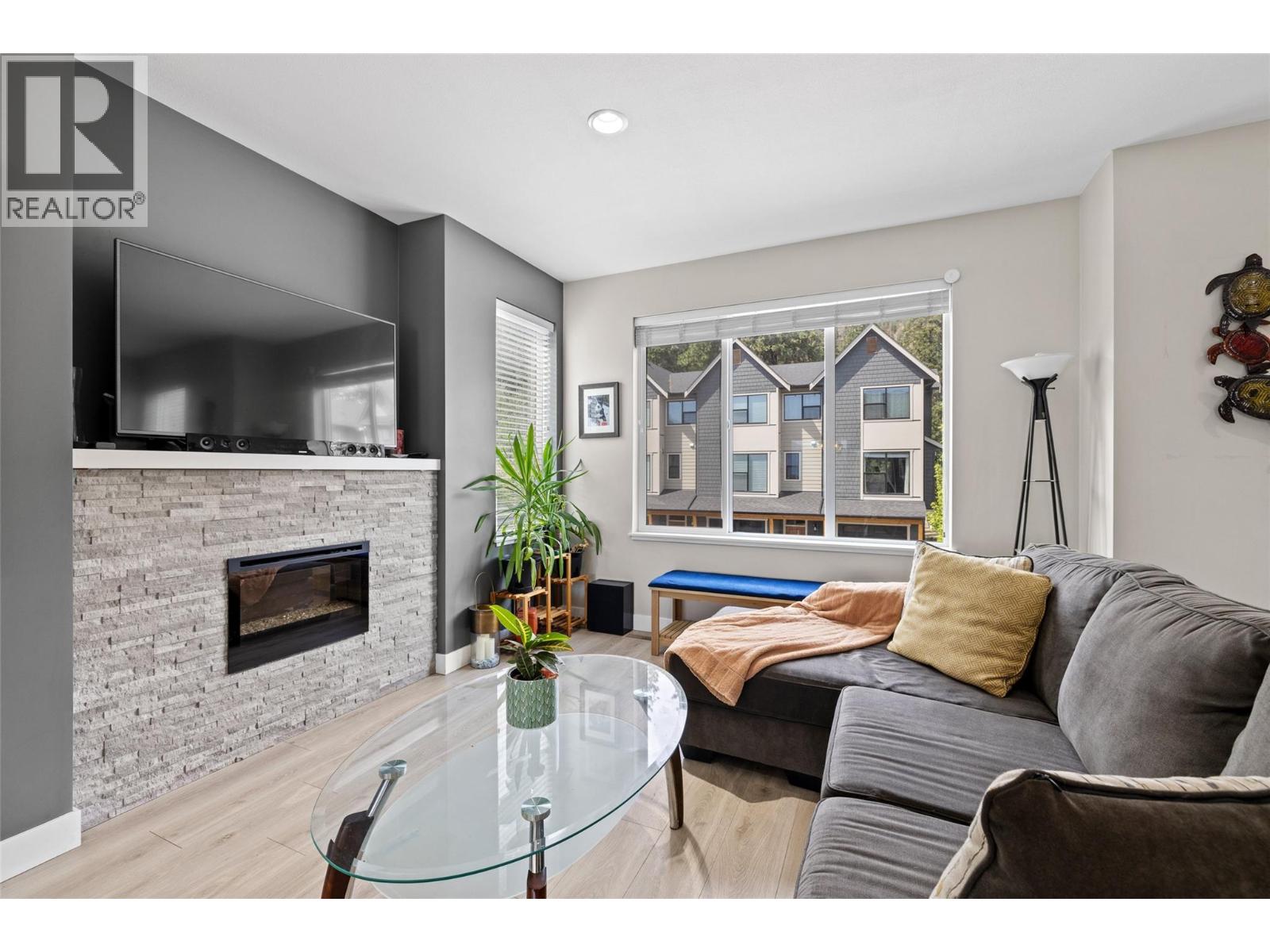 2490 TUSCANY Drive Unit# 61