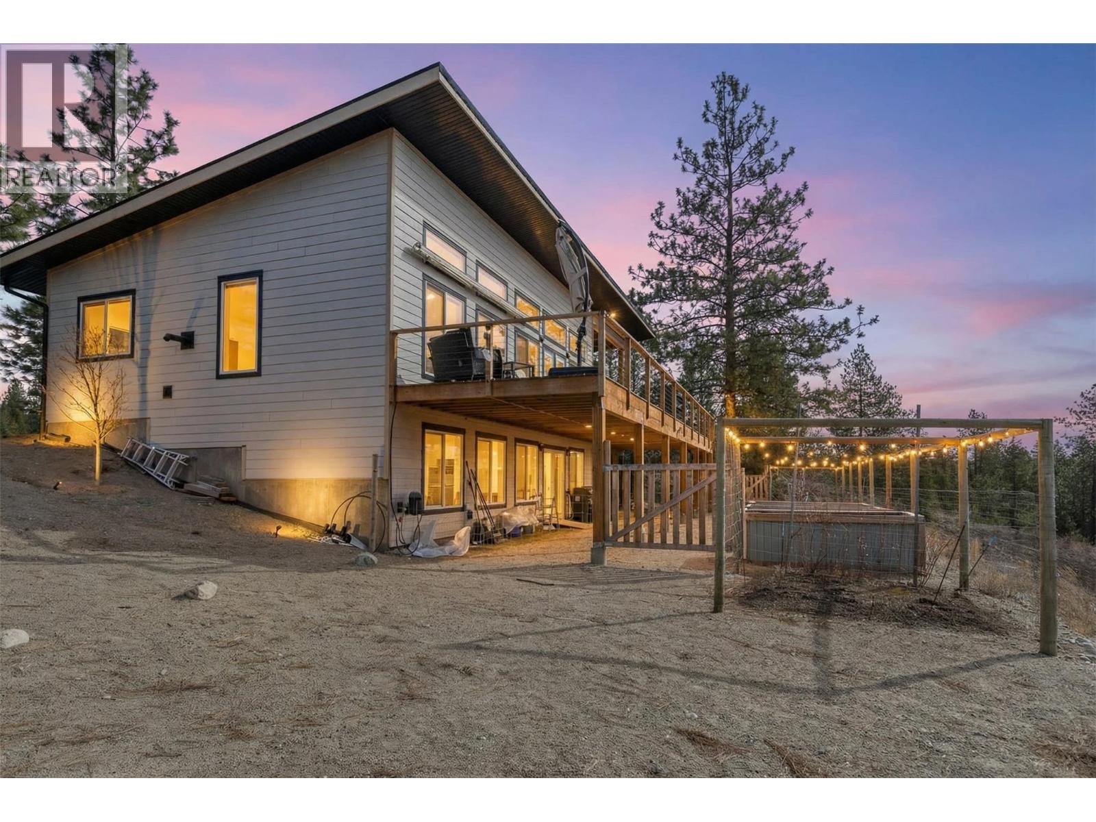 31 Nine Mile Place