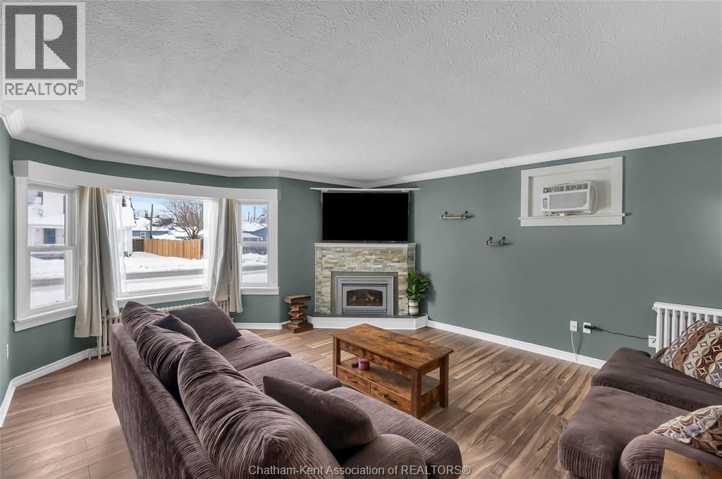 1130 Elizabeth STREET