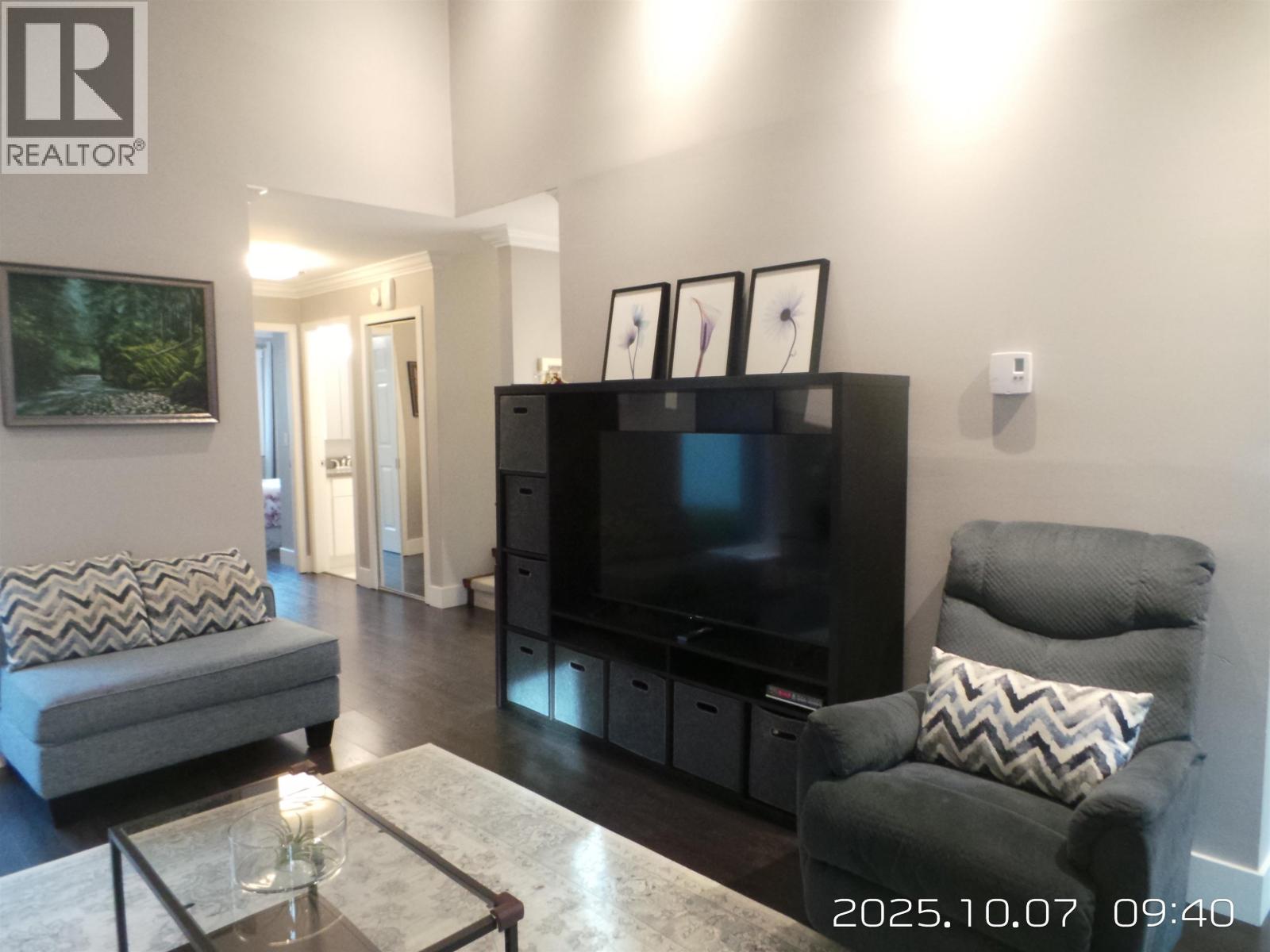 66 6245 SHERIDAN ROAD