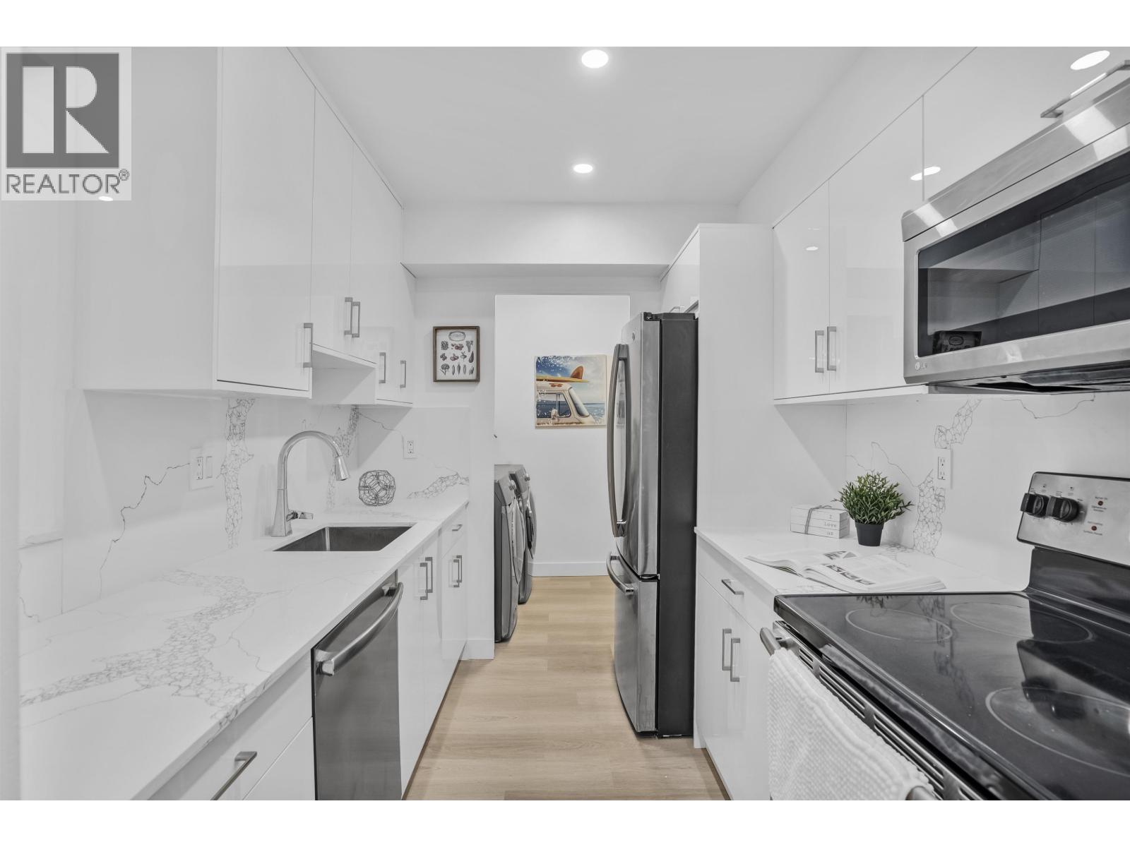 314 8511 WESTMINSTER HIGHWAY