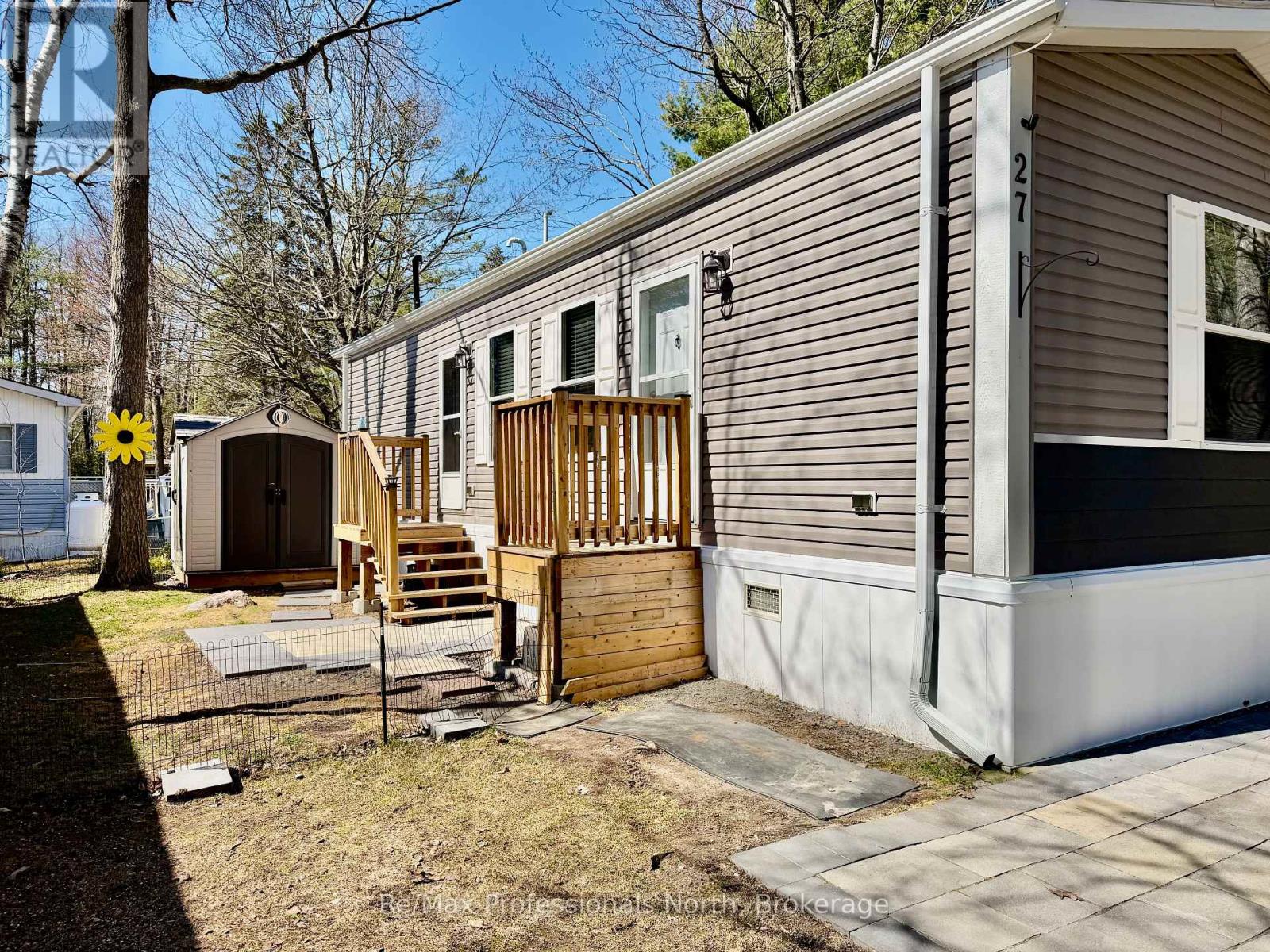 27 - 1007 RACOON ROAD