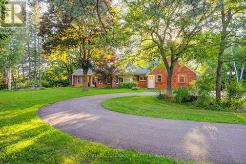 18 KENNEDY LANE Whitchurch-Stouffville ON L4A2J5