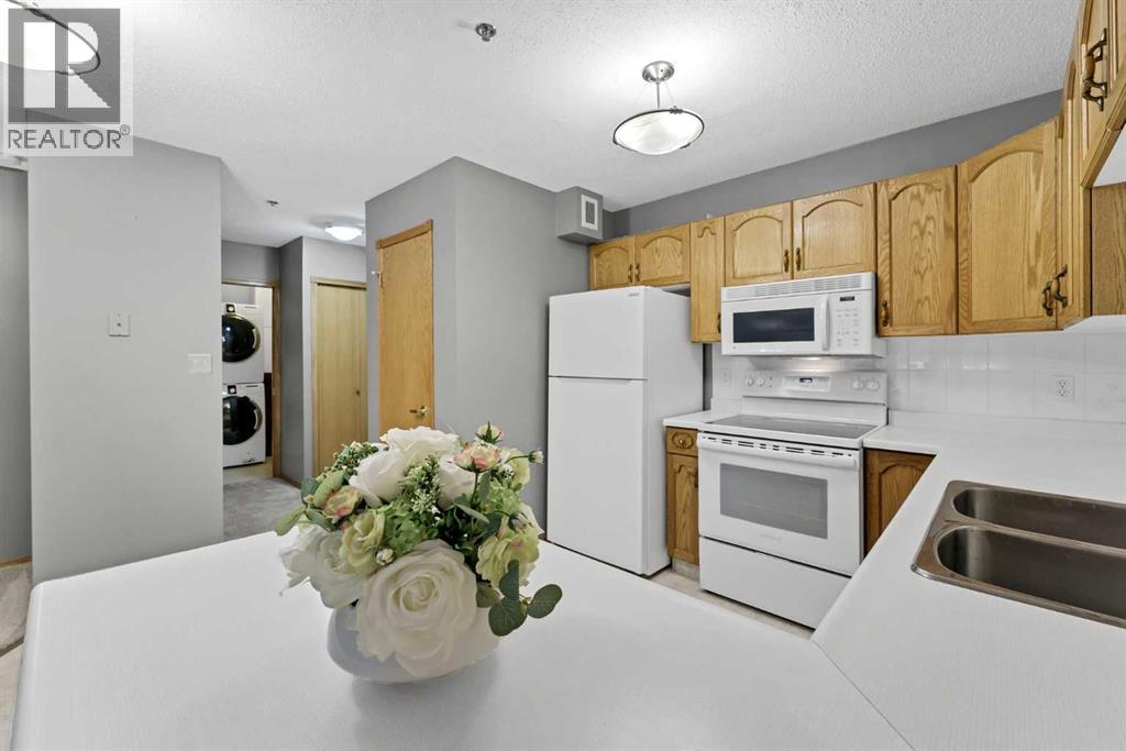 107, 22 Park Meadows Drive SE