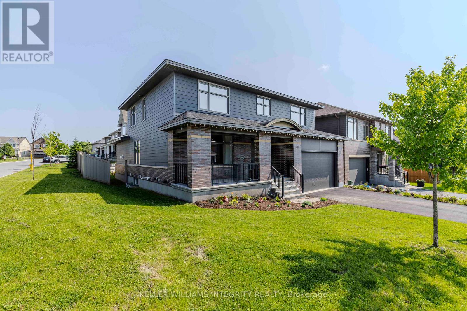 131 ESCARPMENT CRESCENT