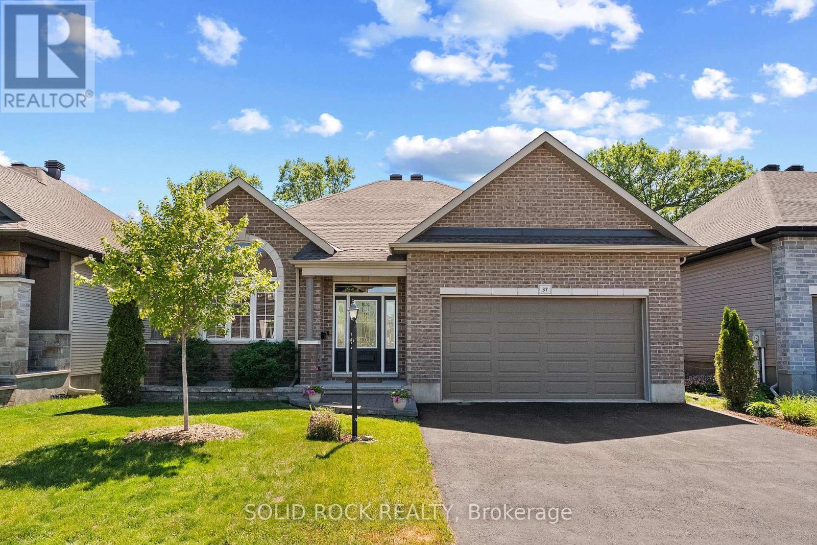37 DULMAGE CRESCENT