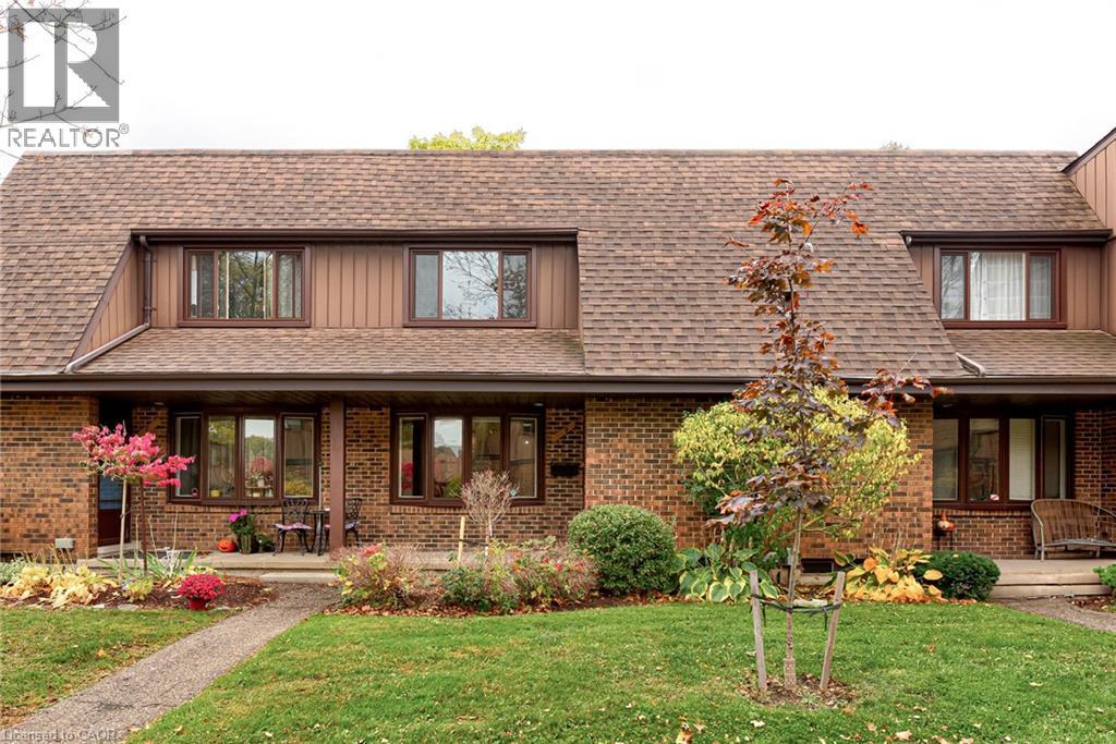 285 SANDOWNE Drive Unit# 9