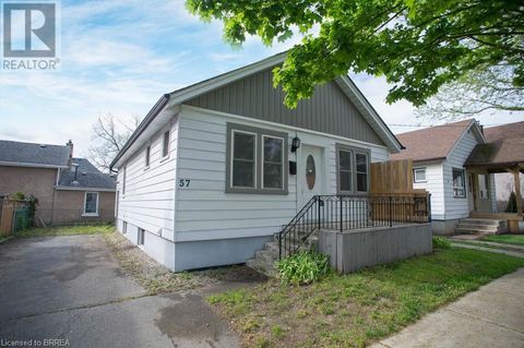 57 EAGLE Avenue Brantford ON N3S1Z2
