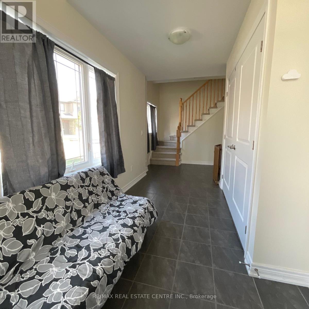118 - 77 DIANA AVENUE