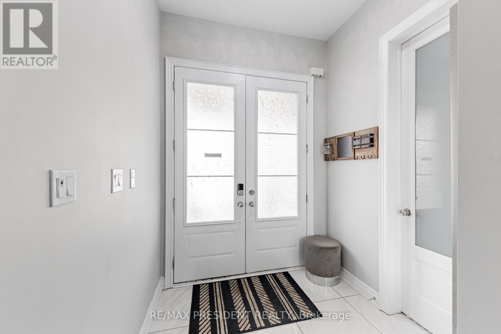 32 ELDERBRIDGE ROAD
