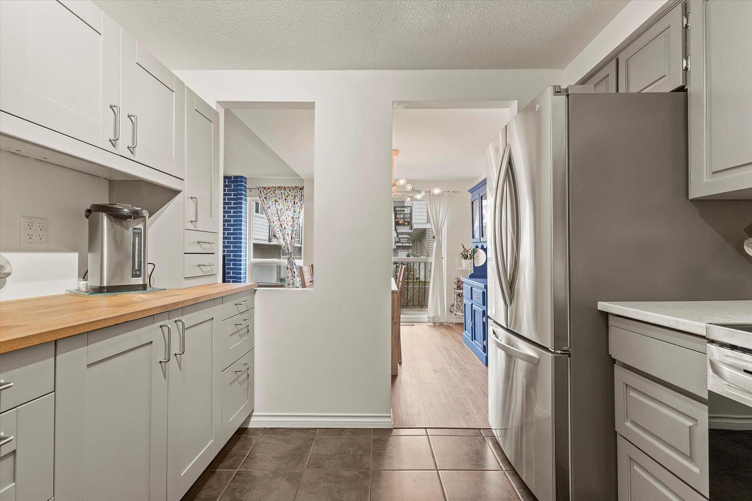 2 33951 MARSHALL ROAD