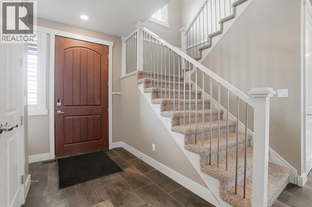 595 Panamount Boulevard NW