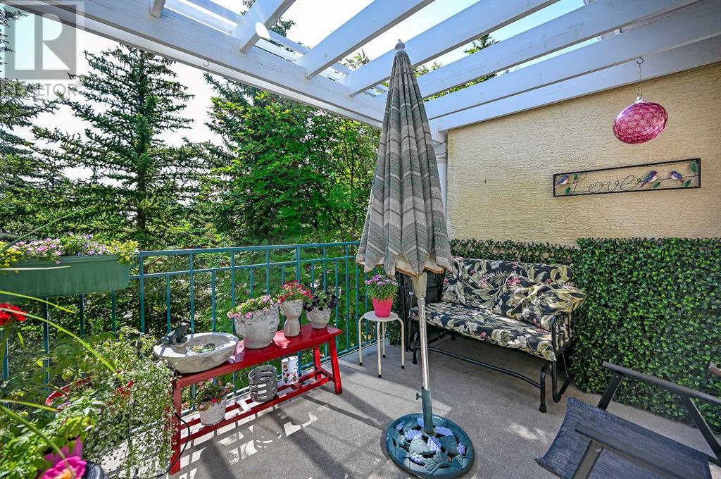 323, 2144 Paliswood Road SW